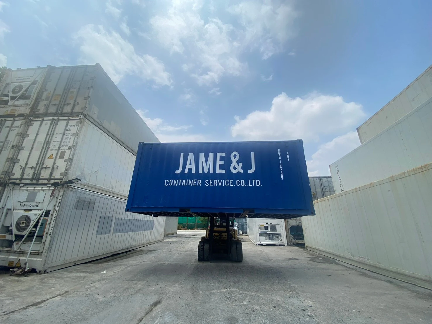 พื้นที่บริการ James and J